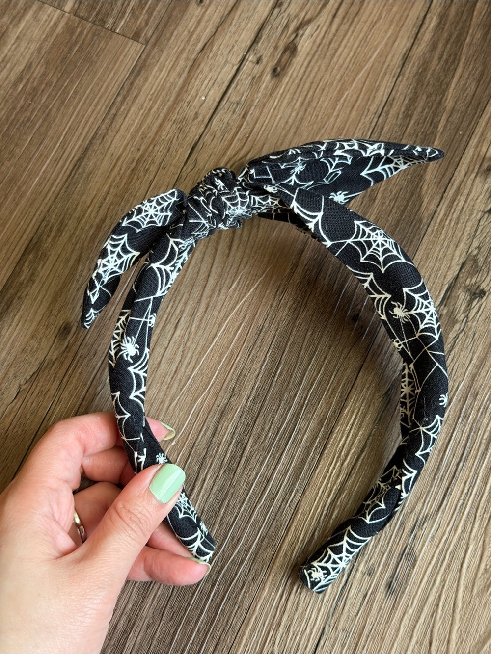 Like New Halloween Spider Webs Headband